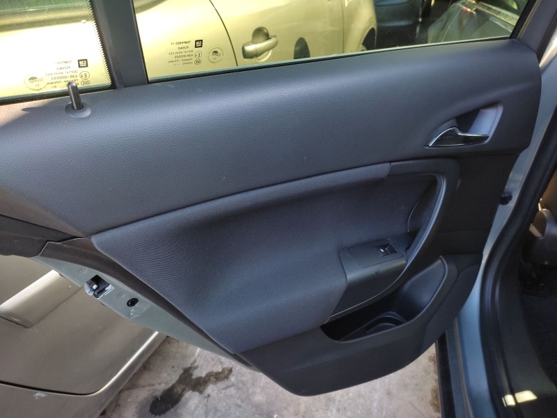 opel insignia a sports tourer (g09) del año 2012