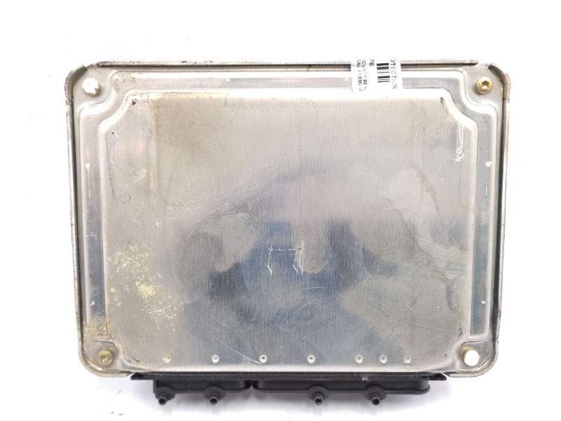 Recambio de centralita motor uce para seat cordoba (6k1, 6k2) 1.4 i referencia OEM IAM   