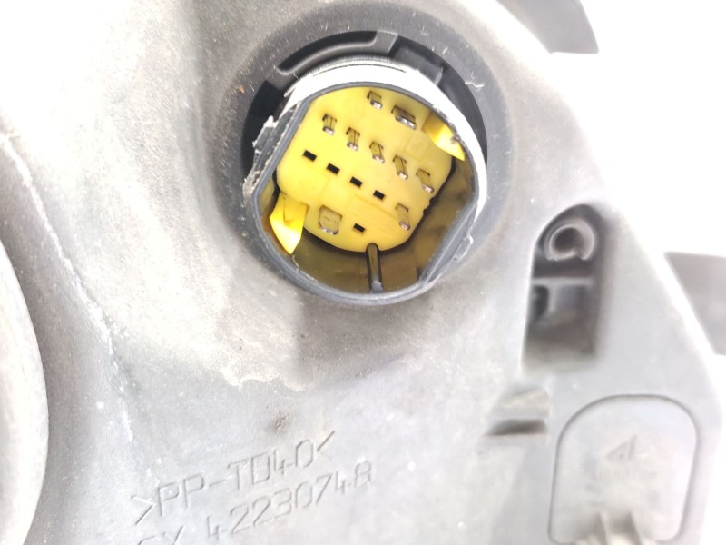 Faro Izquierdo 51747607  - Fiat Idea (350_) 1.4 16v 3