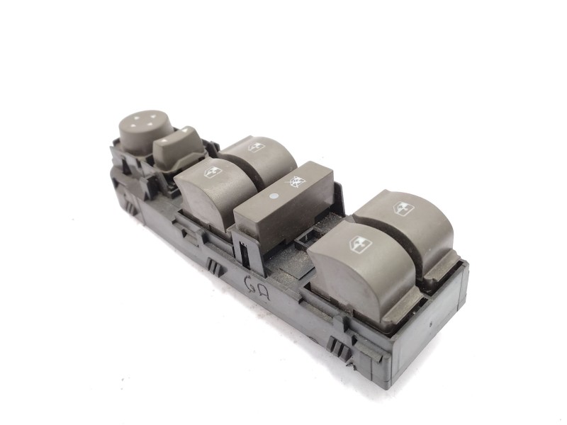 Recambio de mando elevalunas delantero izquierdo para fiat idea (350_) 1.4 16v referencia OEM IAM   