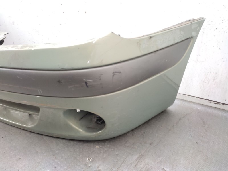 Paragolpes Delantero 7701476534  - Renault Scenic (ja..) 1.6 16v 2