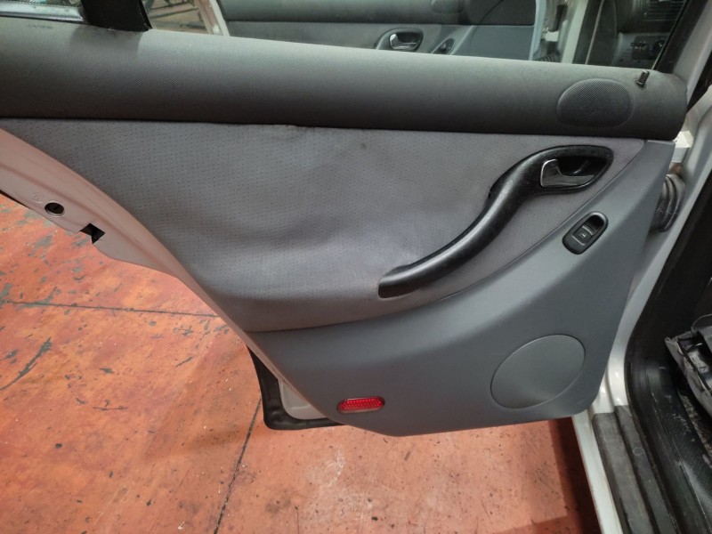 seat toledo ii (1m2) del año 1999