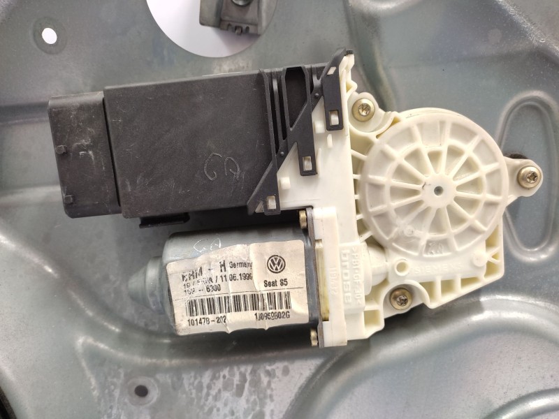 Recambio de elevalunas delantero derecho para seat toledo ii (1m2) 1.9 tdi referencia OEM IAM  1M0837462A 