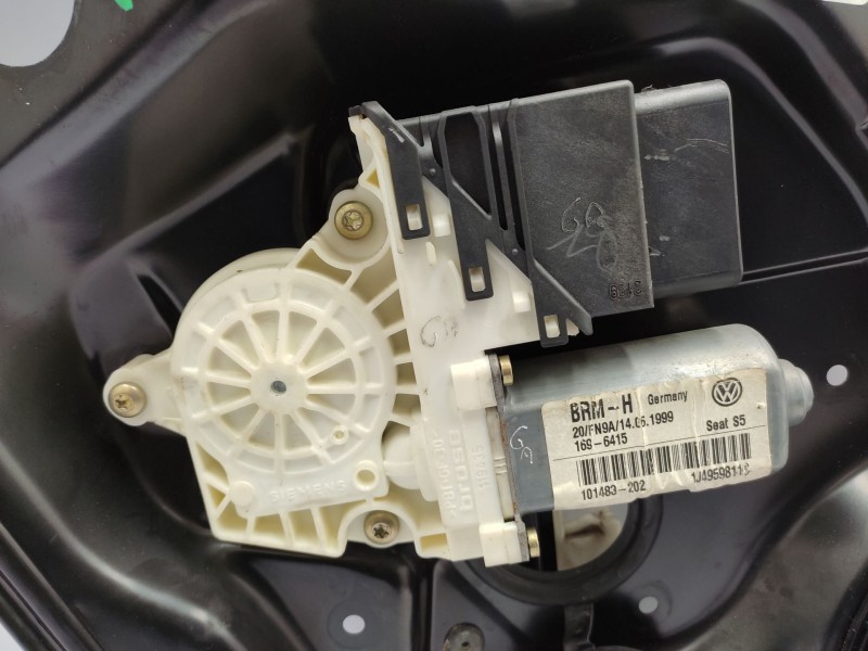 Recambio de elevalunas trasero izquierdo para seat toledo ii (1m2) 1.9 tdi referencia OEM IAM  1M0839461A 