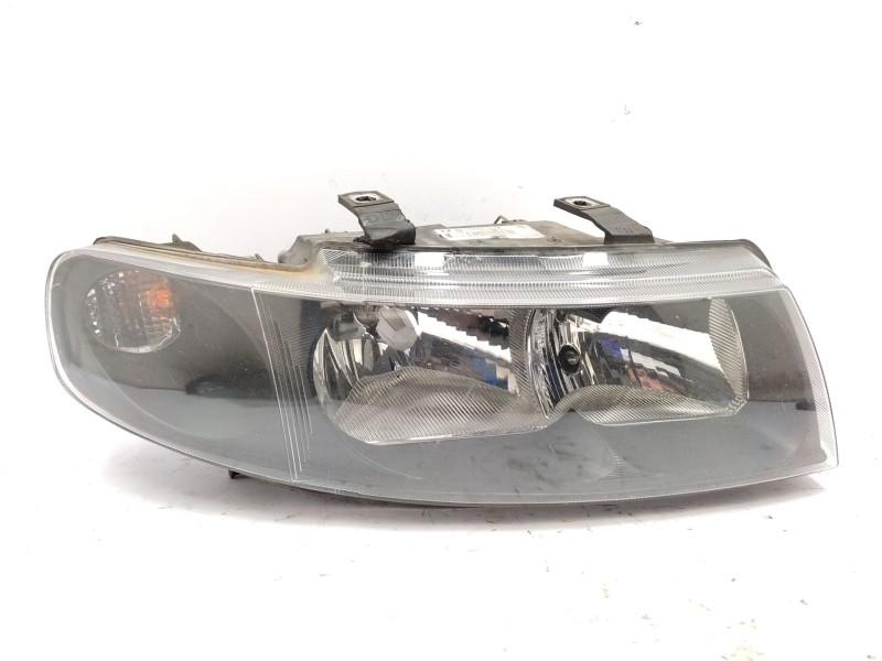 Recambio de faro derecho para seat toledo ii (1m2) 1.9 tdi referencia OEM IAM  1M1941016 