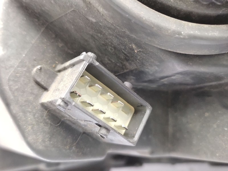 Recambio de faro derecho para opel corsa d (s07) 1.2 (l08, l68) referencia OEM IAM  95511328 