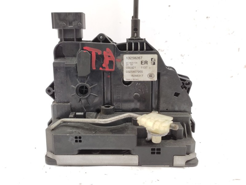 Recambio de cerradura puerta trasera derecha para opel corsa d (s07) 1.2 (l08, l68) referencia OEM IAM  13258267 