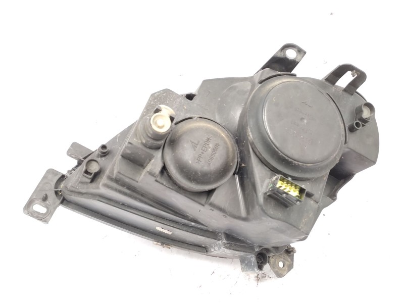 Recambio de faro derecho para citroën xsara (n1) 2.0 hdi 90 referencia OEM IAM  6206J8 
