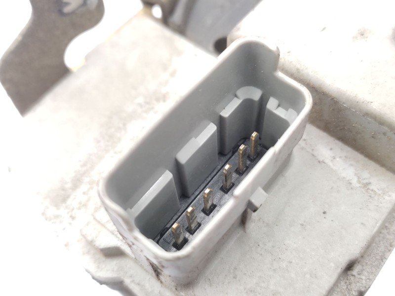 Recambio de cerradura puerta delantera izquierda para citroën xsara (n1) 2.0 hdi 90 referencia OEM IAM  9135H4 