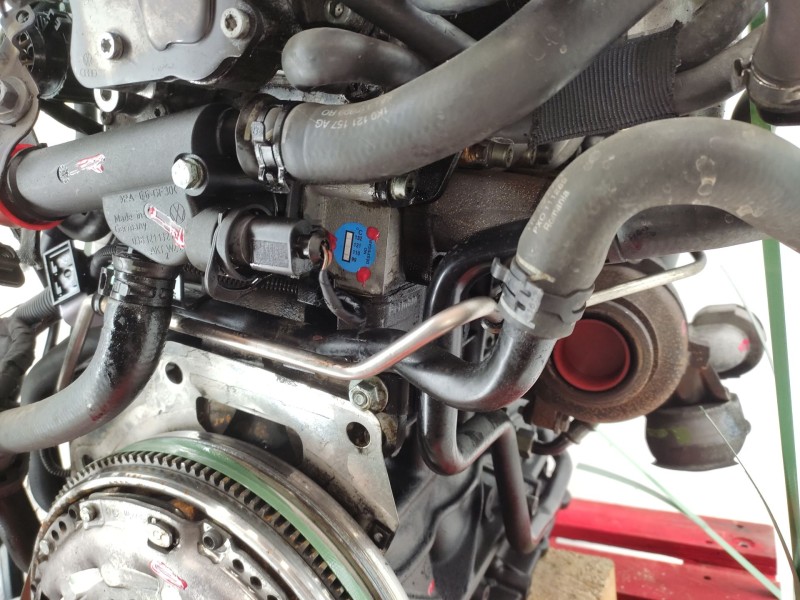 Recambio de motor completo para volkswagen touran (1t1, 1t2) 1.9 tdi referencia OEM IAM BXE  