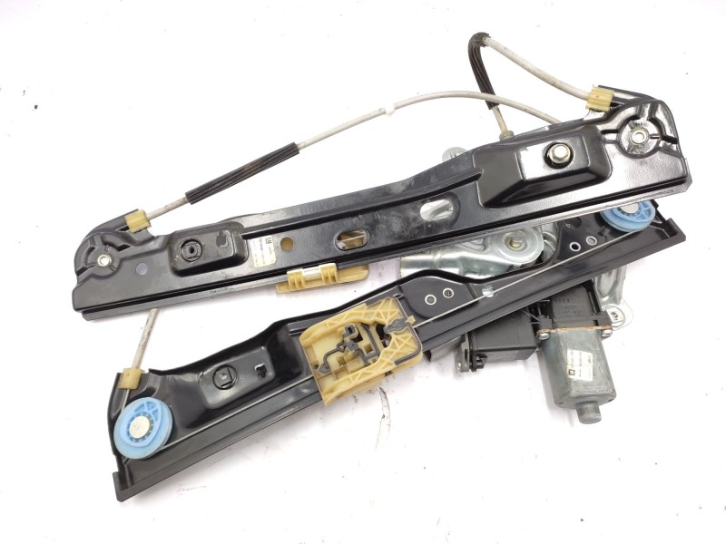 Recambio de elevalunas delantero derecho para opel insignia a sports tourer (g09) 2.0 cdti (35) referencia OEM IAM  20952751 