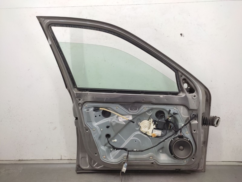 Recambio de puerta delantera izquierda para seat leon (1m1) 1.6 16 v referencia OEM IAM  1M0831055M 