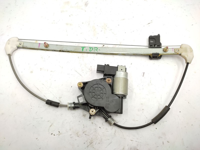 Recambio de elevalunas trasero derecho para mazda 3 berlina (bk) 1.6 crdt active referencia OEM IAM  BP4K72590D 