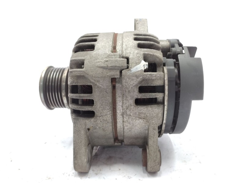 Recambio de alternador para renault twingo ii (cn0_) 1.5 dci 75 referencia OEM IAM   