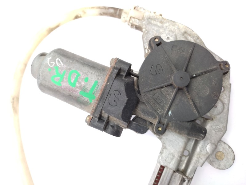 Recambio de elevalunas trasero izquierdo para renault laguna ii (bg0/1_) 1.9 dci referencia OEM IAM   