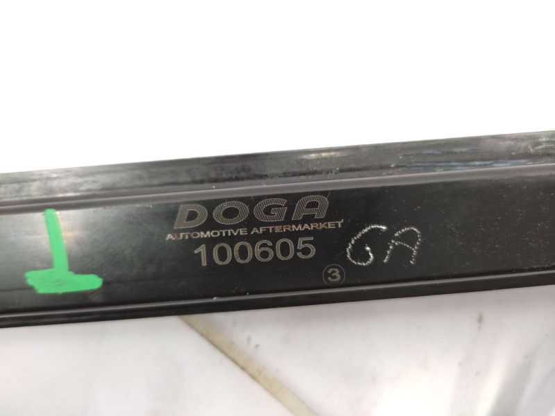 Recambio de elevalunas trasero izquierdo para renault laguna ii (bg0/1_) 1.9 dci referencia OEM IAM   