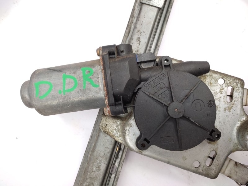 Recambio de elevalunas delantero derecho para renault laguna ii (bg0/1_) 1.9 dci referencia OEM IAM   