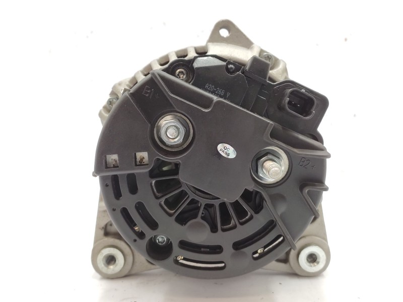 Recambio de alternador para renault laguna ii (bg0/1_) 1.9 dci referencia OEM IAM   