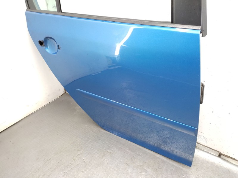 Recambio de puerta trasera derecha para volkswagen golf v (1k1) 1.9 tdi referencia OEM IAM   