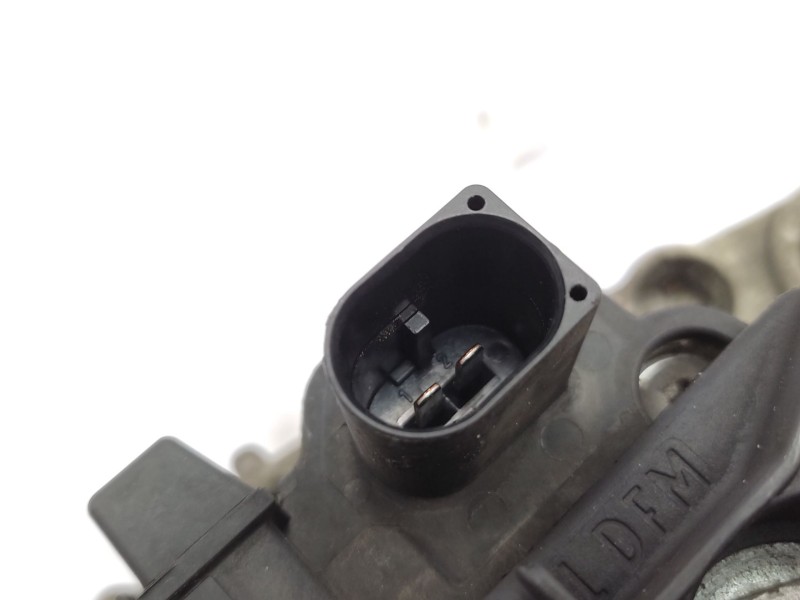 Recambio de alternador para volkswagen golf v (1k1) 1.9 tdi referencia OEM IAM   