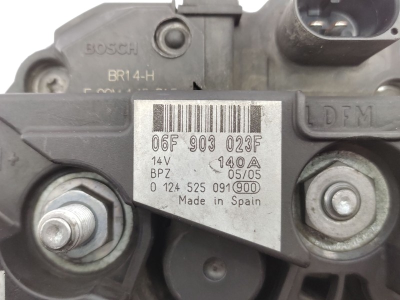 Recambio de alternador para volkswagen golf v (1k1) 1.9 tdi referencia OEM IAM   