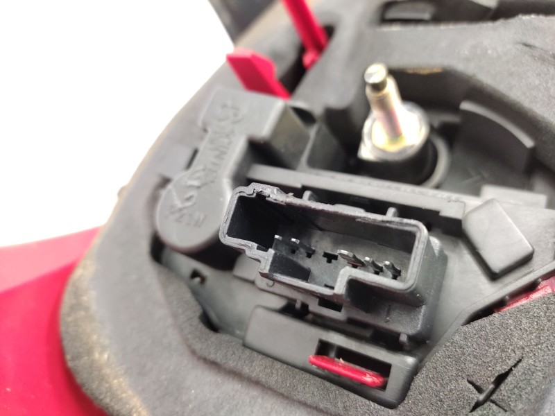 Recambio de piloto trasero derecho para peugeot 206 hatchback (2a/c) 1.4 i referencia OEM IAM   