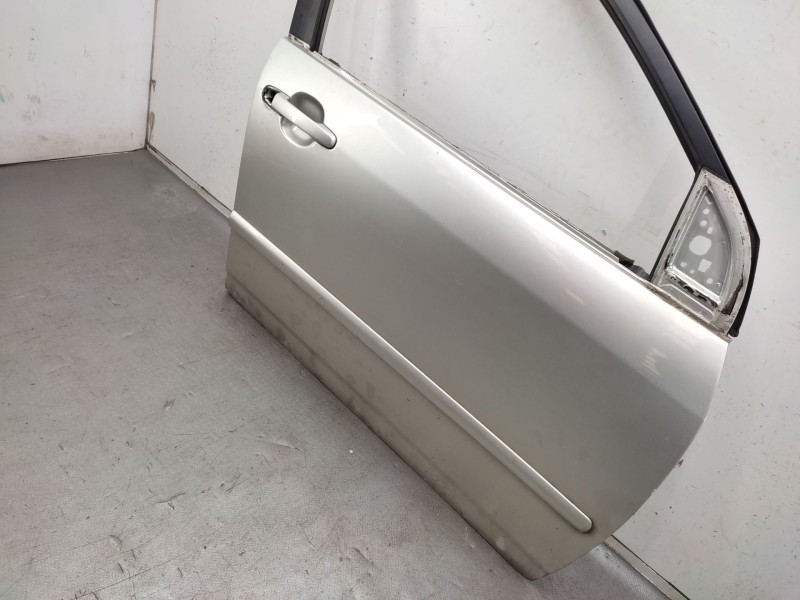 Recambio de puerta delantera derecha para toyota corolla (_e12_) 2.0 d-4d (cde120r_, cde120l_) referencia OEM IAM   