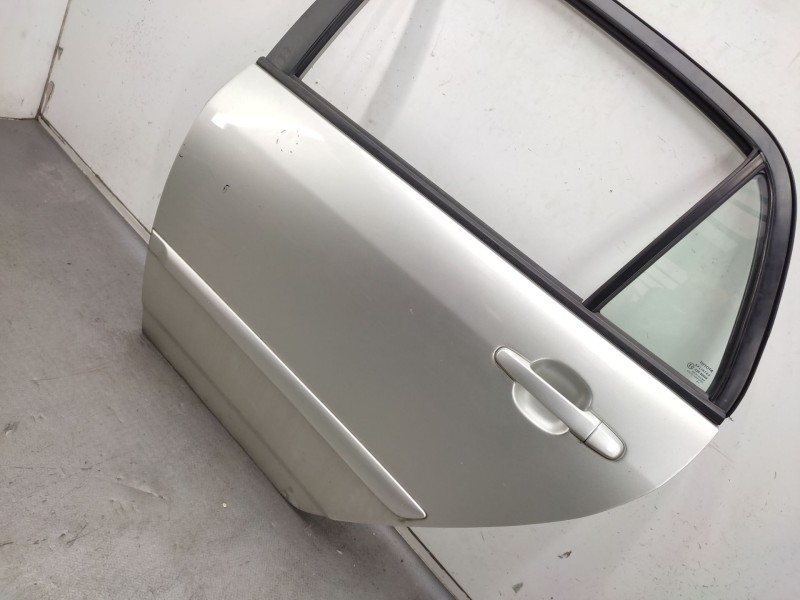 Recambio de puerta trasera izquierda para toyota corolla (_e12_) 2.0 d-4d (cde120r_, cde120l_) referencia OEM IAM   