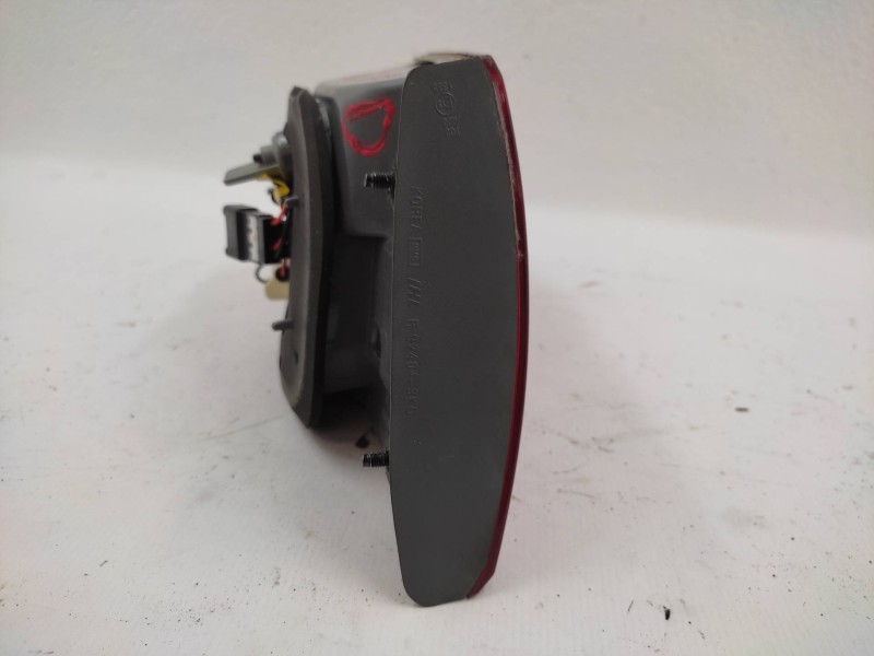 Piloto Trasero Derecho 924043k0  - Hyundai Sonata (nf) 2.0 Crdi Cat 2