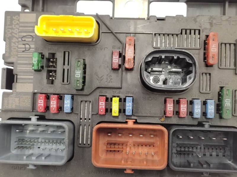 Recambio de caja reles / fusibles para peugeot 307 sw (3h) 1.6 hdi 110 referencia OEM IAM   