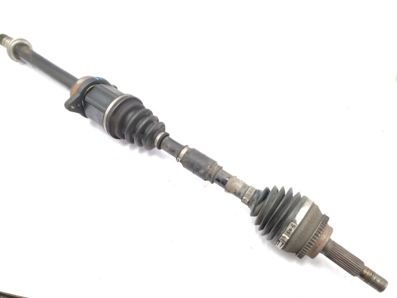 Recambio de transmision delantera derecha para toyota corolla (_e12_) 2.0 d-4d (cde120r_, cde120l_) referencia OEM IAM   