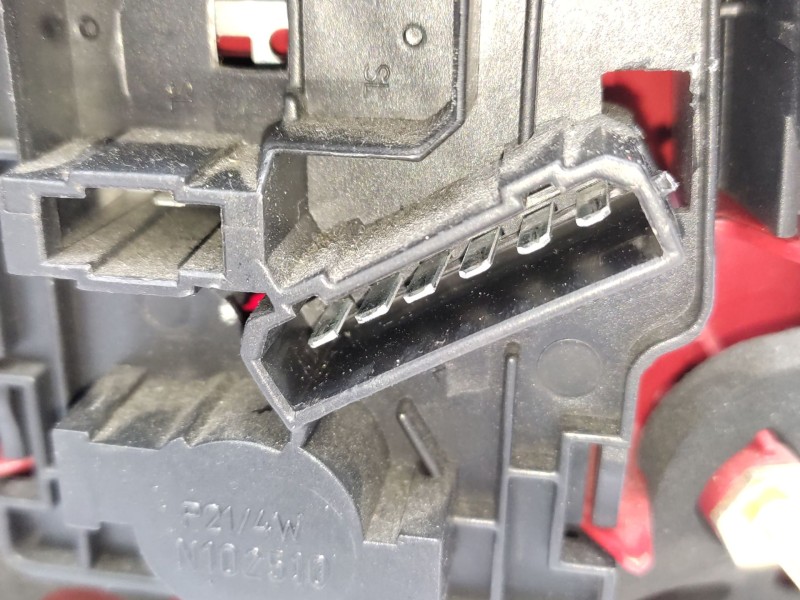 Recambio de piloto trasero derecho para volkswagen passat b5.5 (3b3) 1.9 tdi referencia OEM IAM  3B9945096AA 