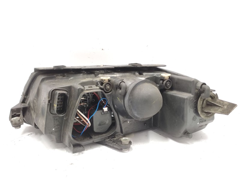 Recambio de faro derecho para volkswagen passat b5.5 (3b3) 1.9 tdi referencia OEM IAM  3B0941016AN 