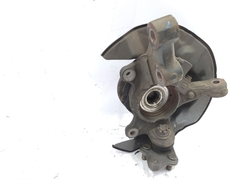 Recambio de mangueta delantera derecha para toyota corolla (_e12_) 2.0 d-4d (cde120r_, cde120l_) referencia OEM IAM   