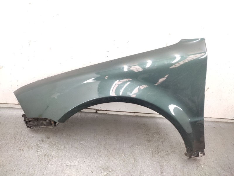 Recambio de aleta delantera izquierda para volkswagen passat b5.5 (3b3) 1.9 tdi referencia OEM IAM  3B0821105E 