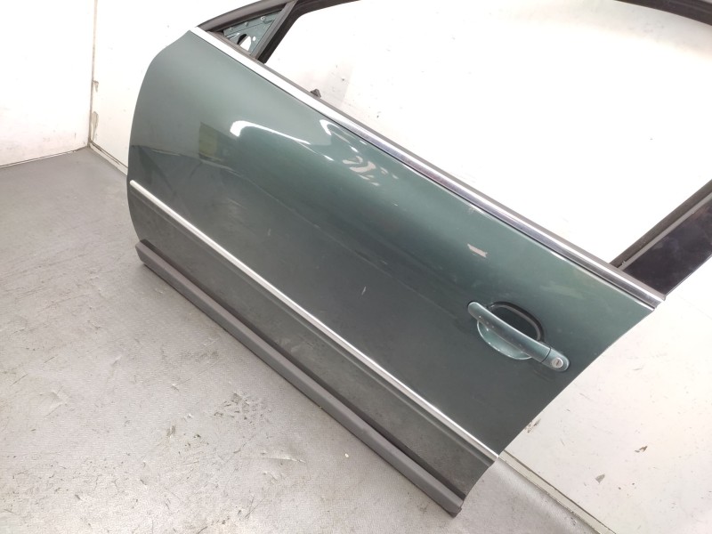 Puerta Delantera Izquierda 3b4831051be  - Volkswagen Passat B5.5 (3b3) 1.9 Tdi 2