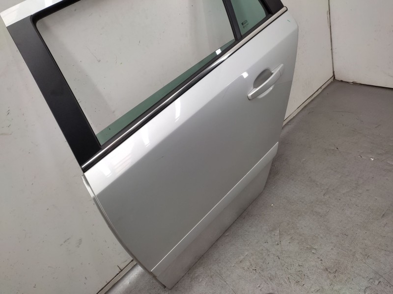 Recambio de puerta trasera izquierda para opel astra h station wagon (a04) 1.9 cdti (l35) referencia OEM IAM   