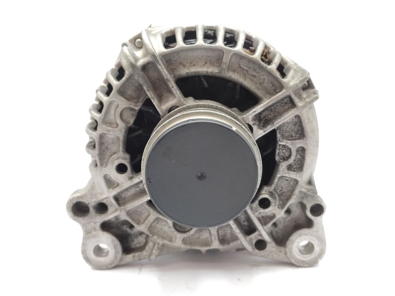 Recambio de alternador para volkswagen passat b5.5 (3b3) 1.9 tdi referencia OEM IAM   