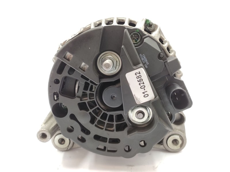 Recambio de alternador para volkswagen passat b5.5 (3b3) 1.9 tdi referencia OEM IAM   
