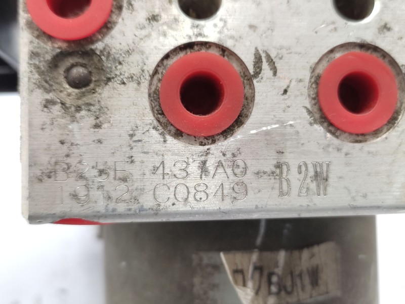 Abs B25f437a0 Bven437a0a  - Mazda 323 F Vi Hatchback (bj) 2.0 Td 6
