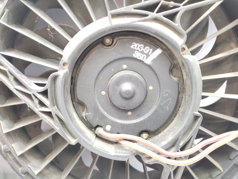 Recambio de electroventilador para volkswagen transporter t4 furgoneta (70a, 70h, 7da, 7dh) 2.4 d referencia OEM IAM 701121207G 