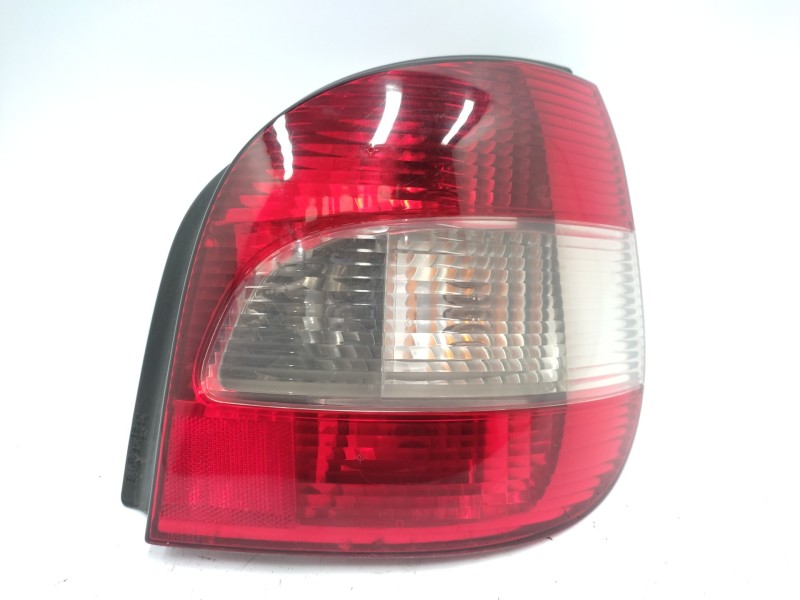 Recambio de piloto trasero derecho para renault scenic (ja..) 1.6 16v expression referencia OEM IAM 7700428055  