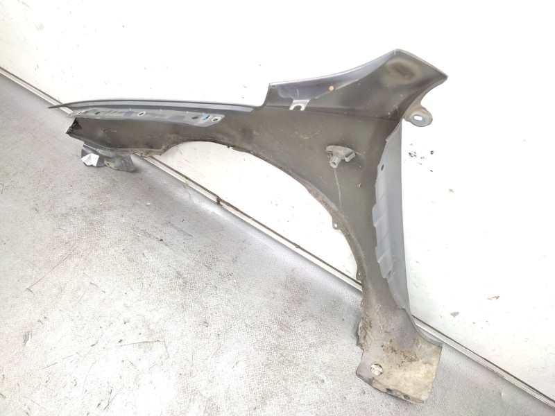 Recambio de aleta delantera derecha para mazda 3 berlina (bk) 1.6 crdt active referencia OEM IAM  BP4K52111D 