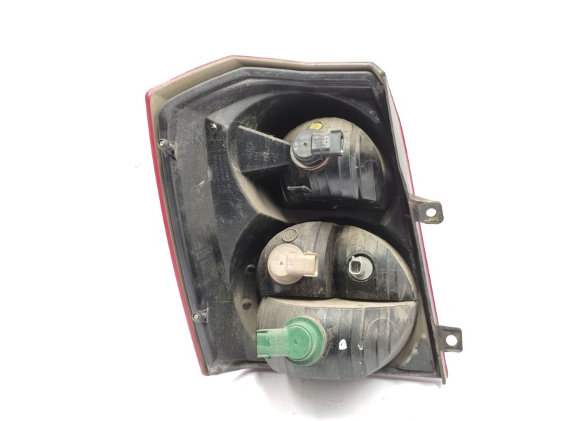 Recambio de piloto trasero derecho para dodge caliber 2.0 crd referencia OEM IAM   