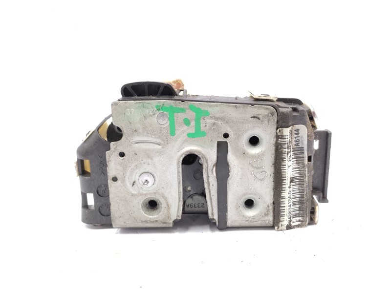 Recambio de cerradura puerta trasera izquierda para dodge caliber 2.0 crd referencia OEM IAM   