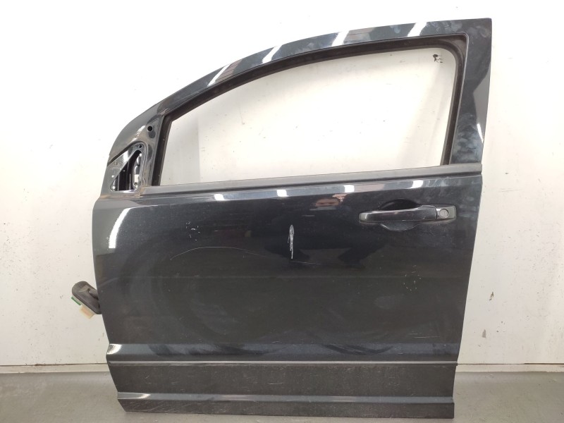 Recambio de puerta delantera izquierda para dodge caliber 2.0 crd referencia OEM IAM   