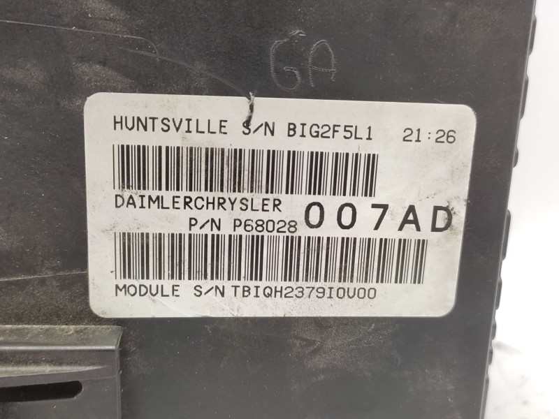 Recambio de caja reles / fusibles para dodge caliber 2.0 crd referencia OEM IAM   