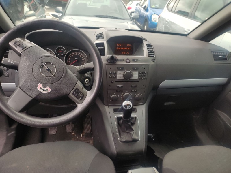 opel zafira / zafira family b (a05) del año 2008