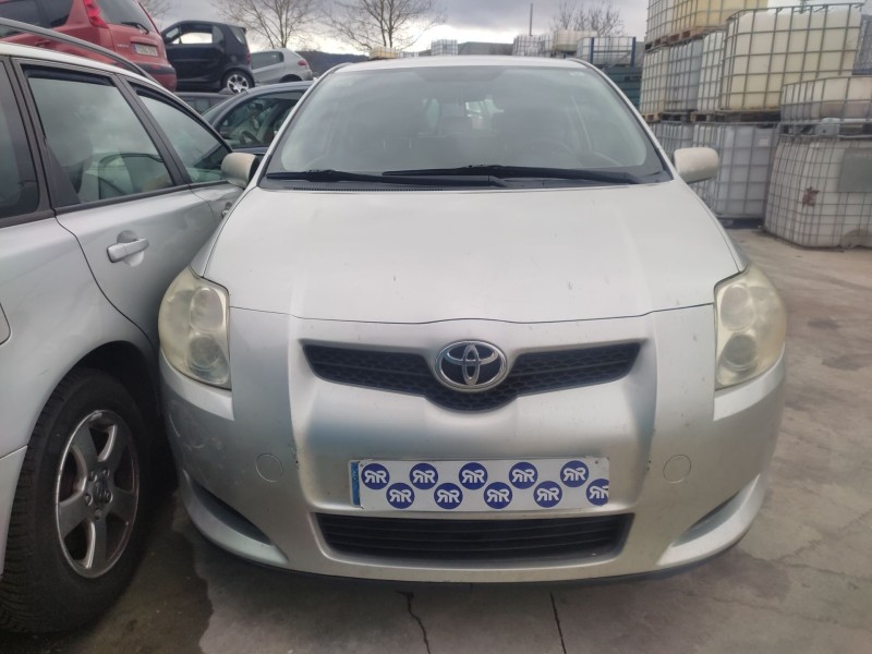 toyota auris (_e15_) del año 2007
