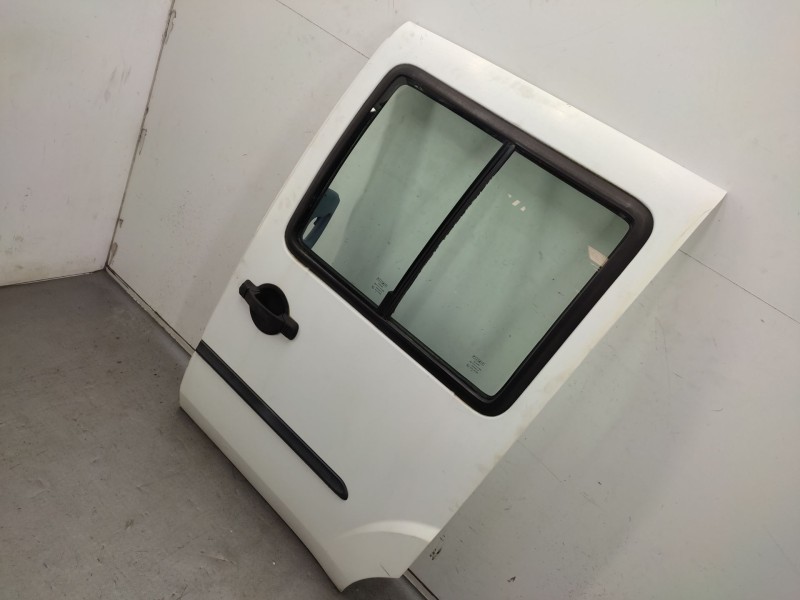 Recambio de puerta lateral corredera izquierda para fiat doblo monospace (119_, 223_) 1.9 jtd referencia OEM IAM  51934381 